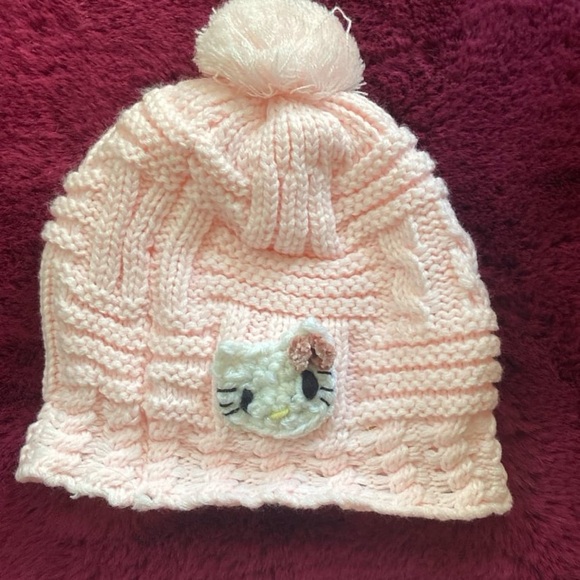 Crochet .Hello kitty scarf and hat set.
Child 3-5 year - Picture 3 of 10